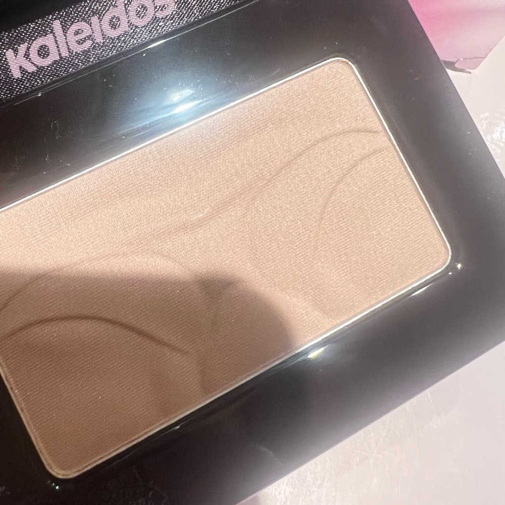NIB KALEIDOS MONO BLUSH ..pearl bliss - Picture 4 of 5
